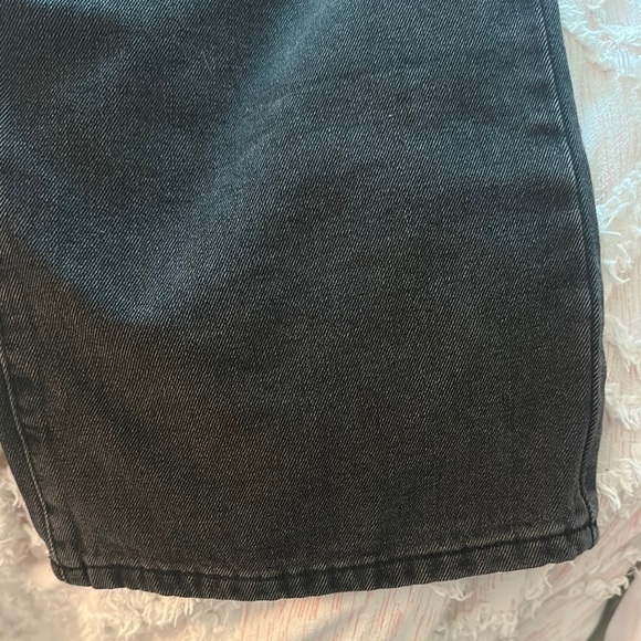 Petite Raelynn Washed Low Rise Jeans - Picture 6 of 6